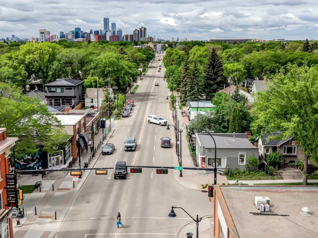 6417 112 Avenue Edmonton AB T5W 0N9