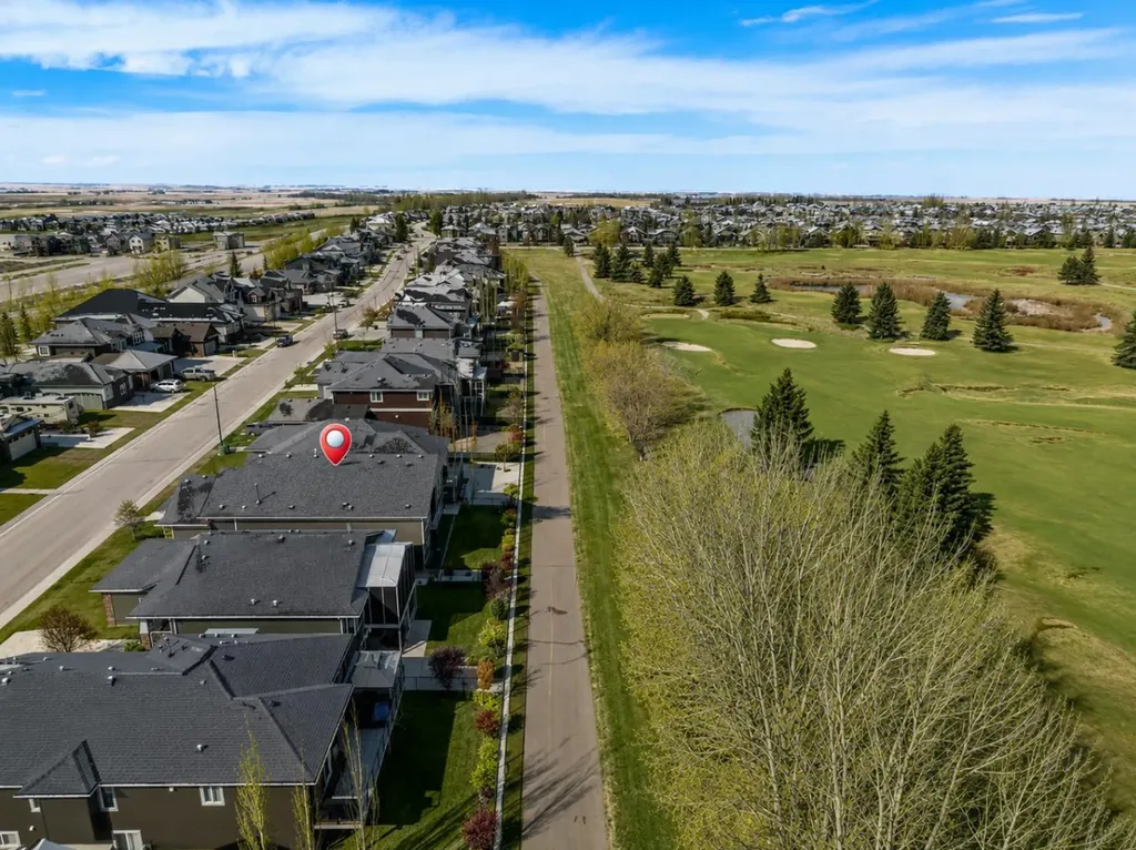 1205 Hillcrest Manor Estates Strathmore AB T1P 0B9