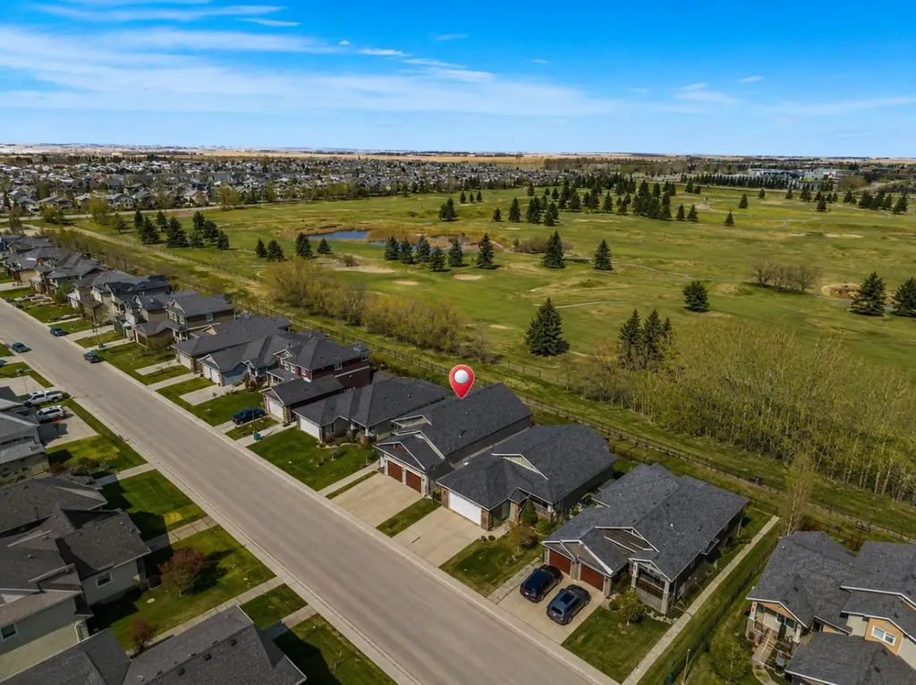 1205 Hillcrest Manor Estates Strathmore AB T1P 0B9