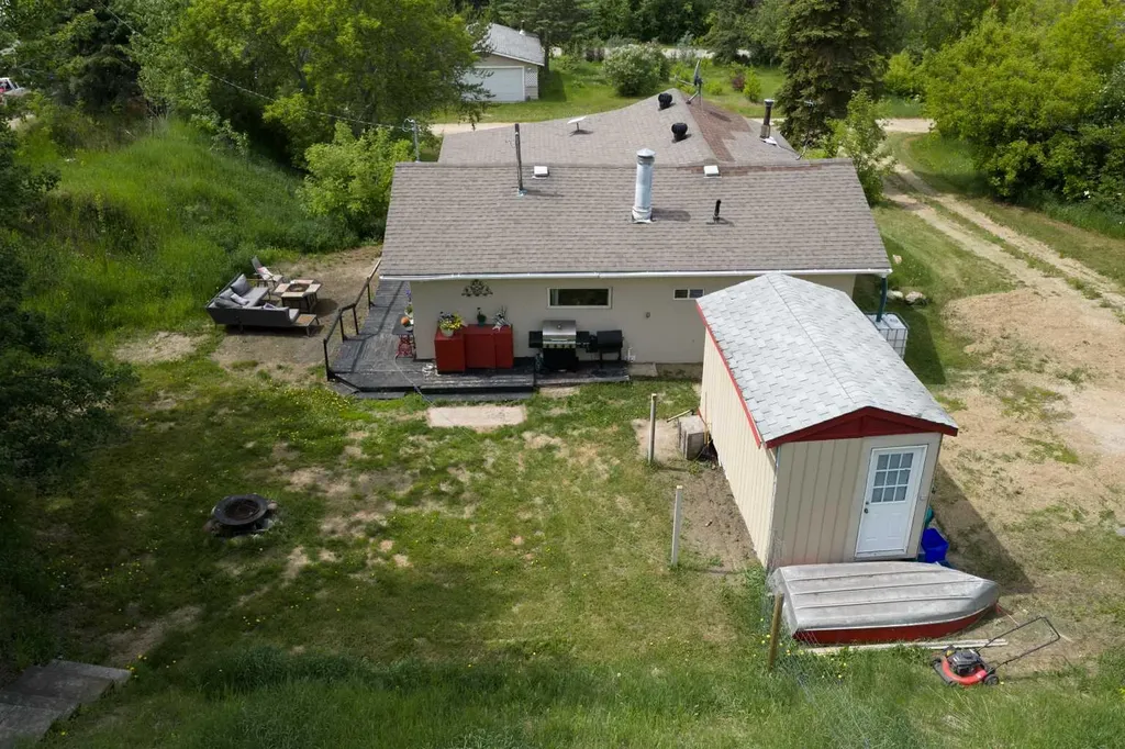 4806 49 Avenue Rochester AB T0G 1Z0