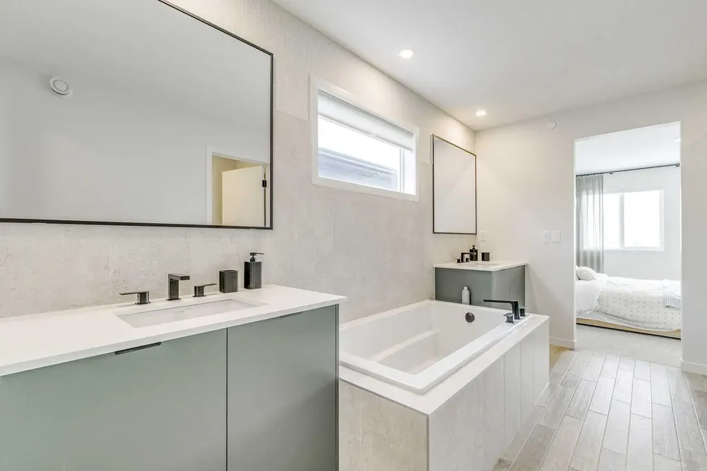 227 Lucas Common NW Calgary AB T3P 2B3
