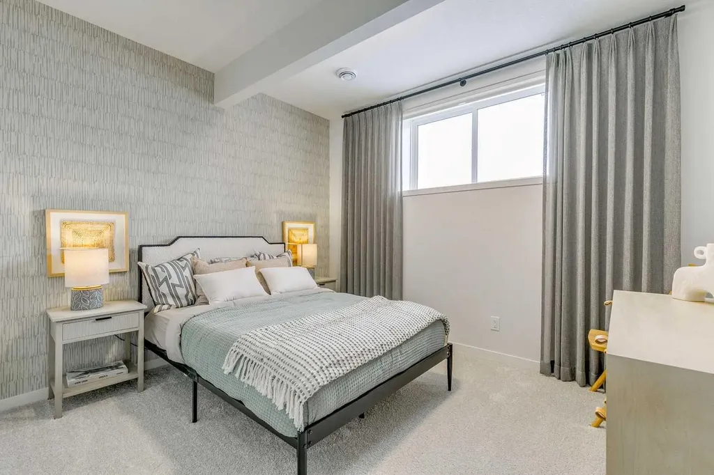 227 Lucas Common NW Calgary AB T3P 2B3