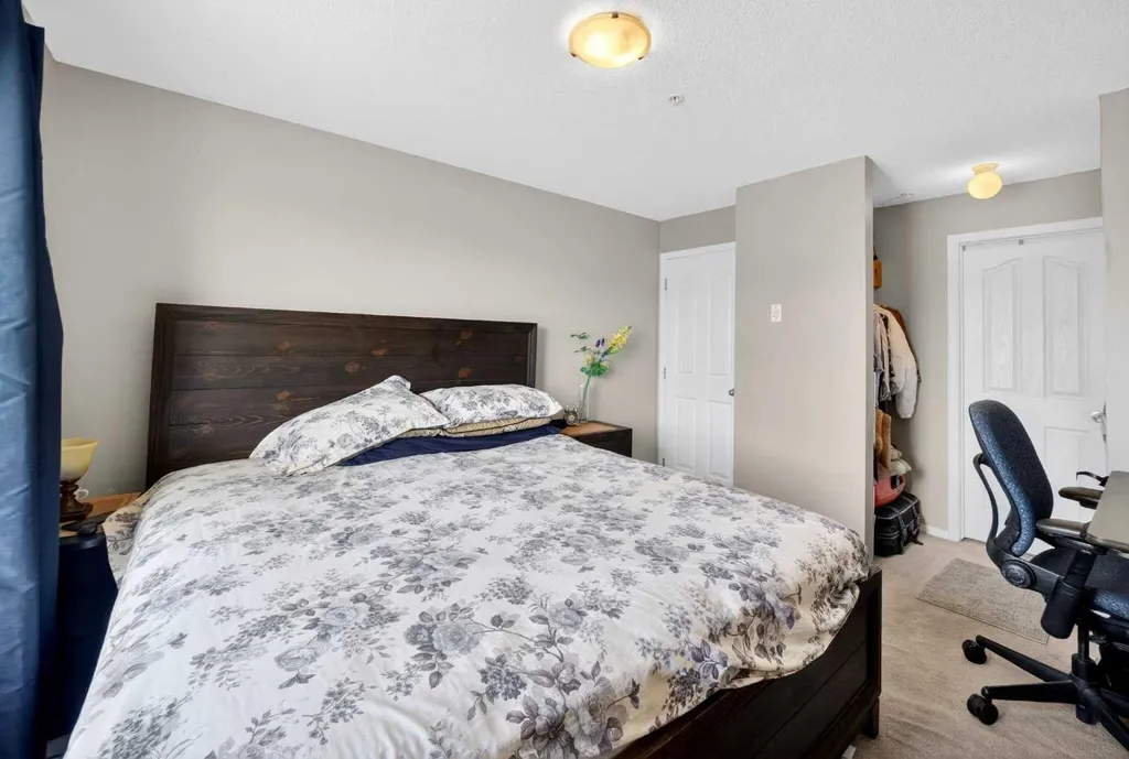 7110 80 Avenue NE Calgary AB T3J 0N4
