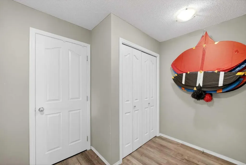 7110 80 Avenue NE Calgary AB T3J 0N4