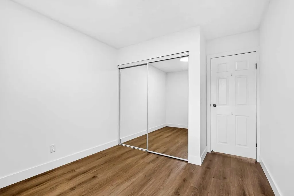6223 31 Avenue NW Calgary AB T3B 3X2