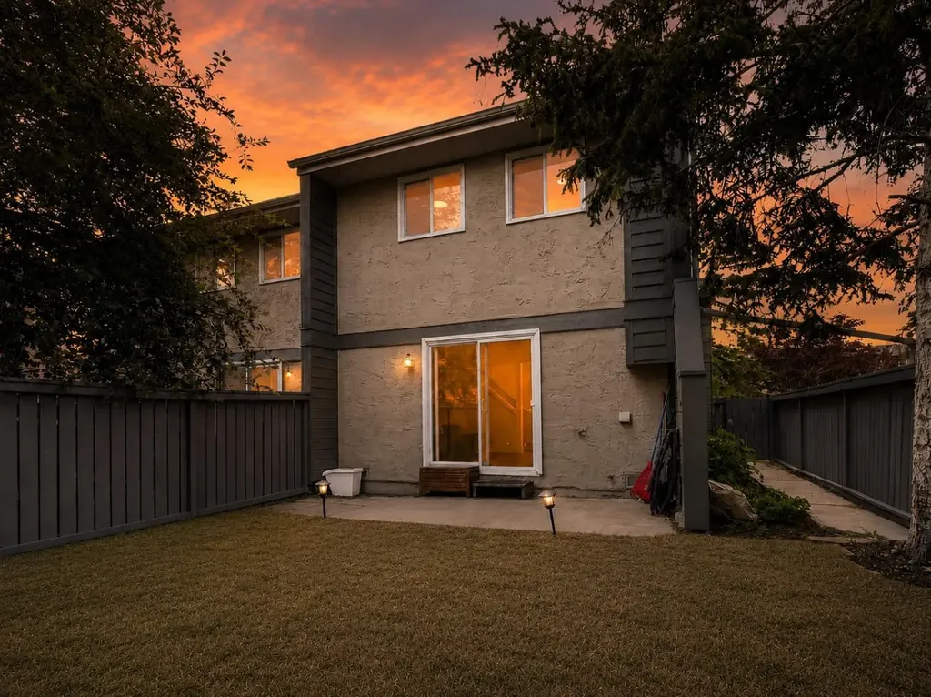 6223 31 Avenue NW Calgary AB T3B 3X2