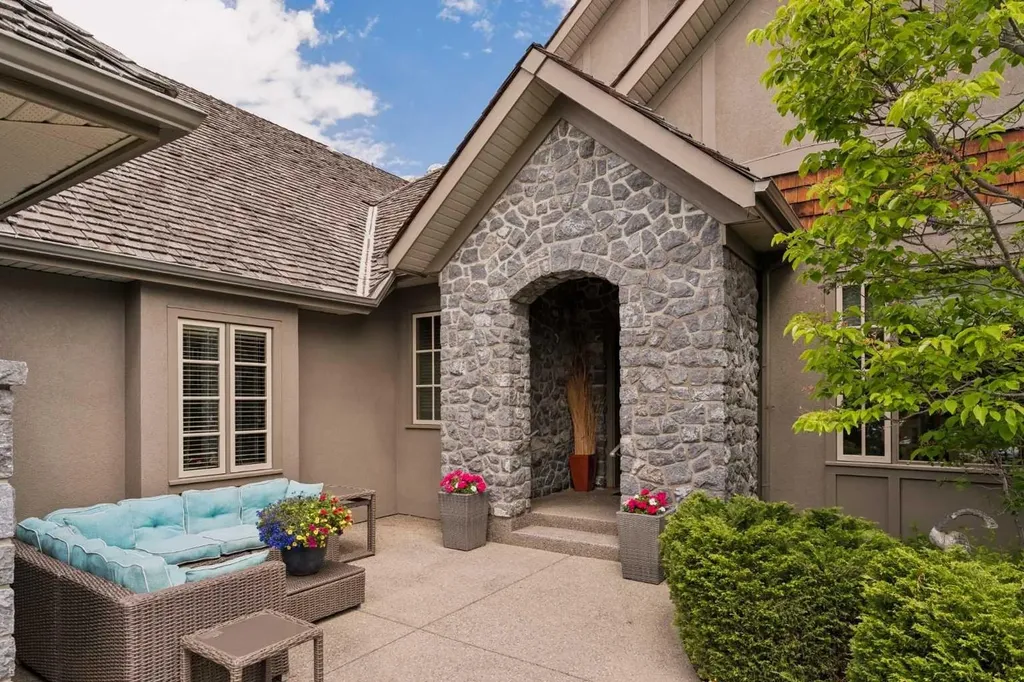 160 Stonepine Drive Rural Rocky View County AB T3Z3B5