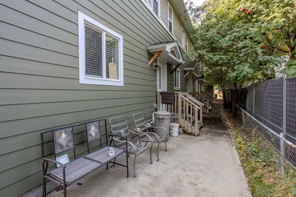 12504 119 Avenue NW Edmonton AB T5L 2Z5