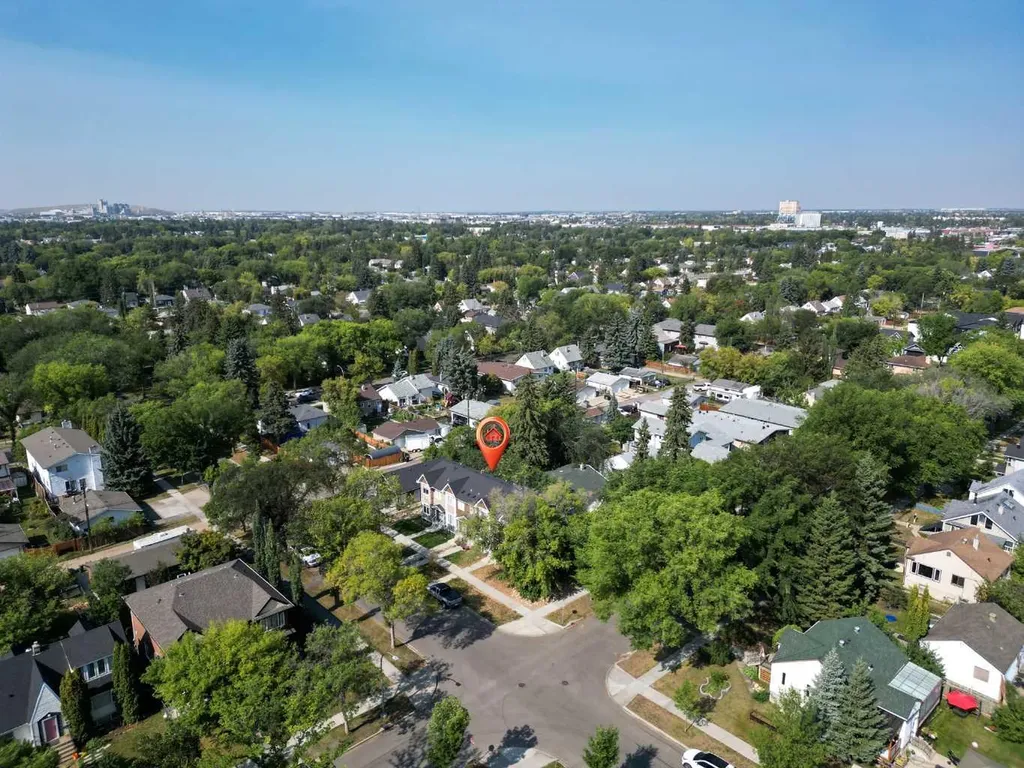 12504 119 Avenue NW Edmonton AB T5L 2Z5