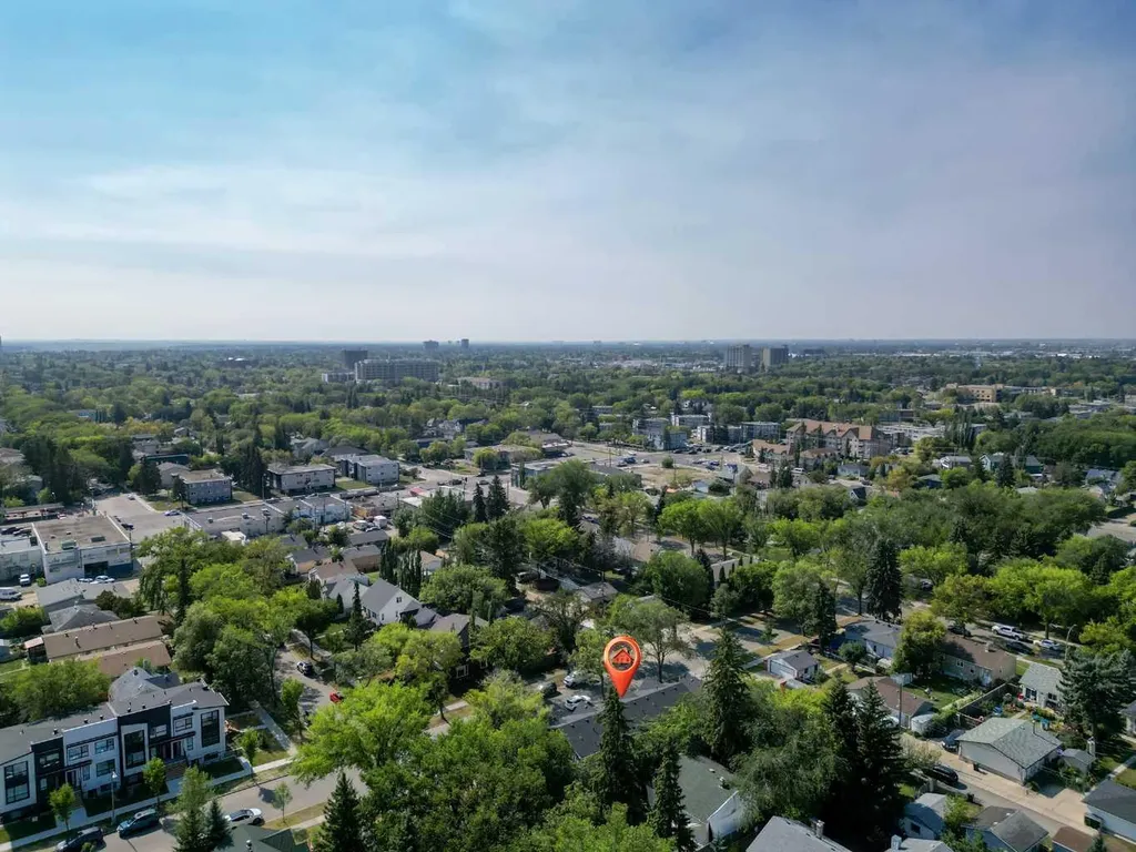12504 119 Avenue NW Edmonton AB T5L 2Z5