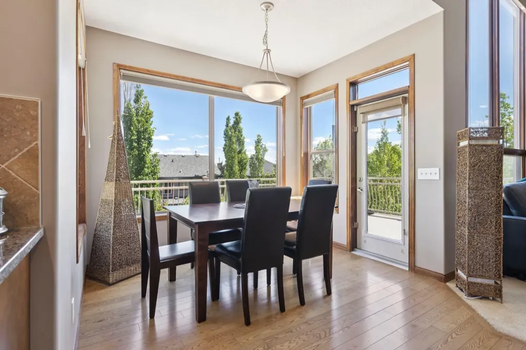 35 Tremblant Point SW Calgary AB T3H 0B9