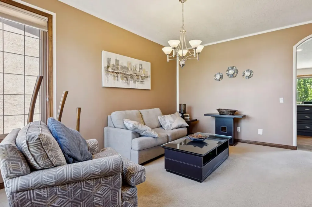 35 Tremblant Point SW Calgary AB T3H 0B9