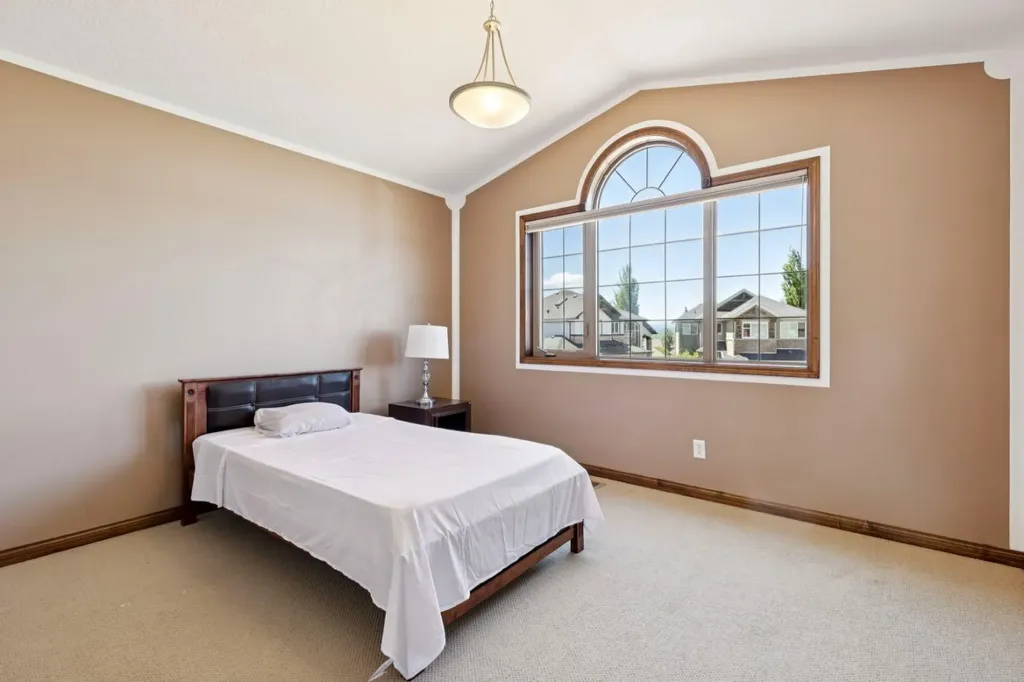 35 Tremblant Point SW Calgary AB T3H 0B9