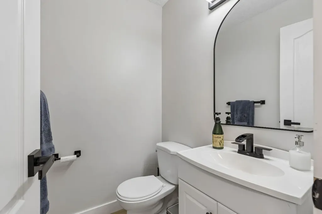 2129 Summerfield Boulevard SE Airdrie AB T4B 1X2