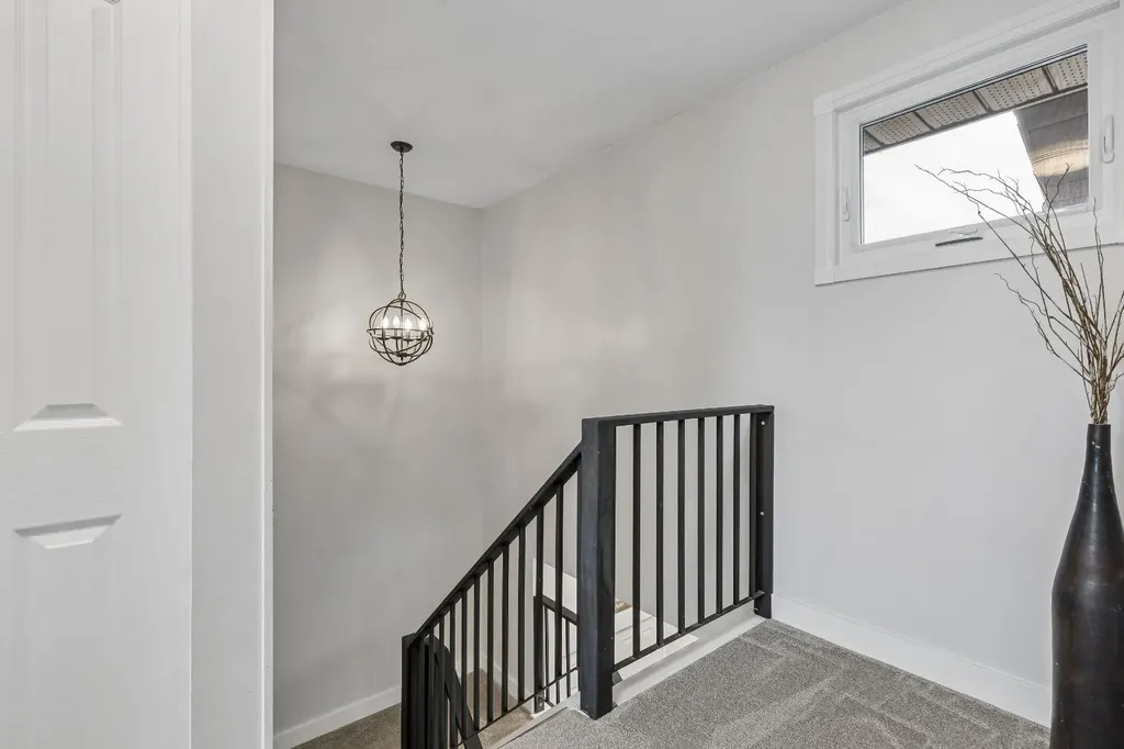 2129 Summerfield Boulevard SE Airdrie AB T4B 1X2