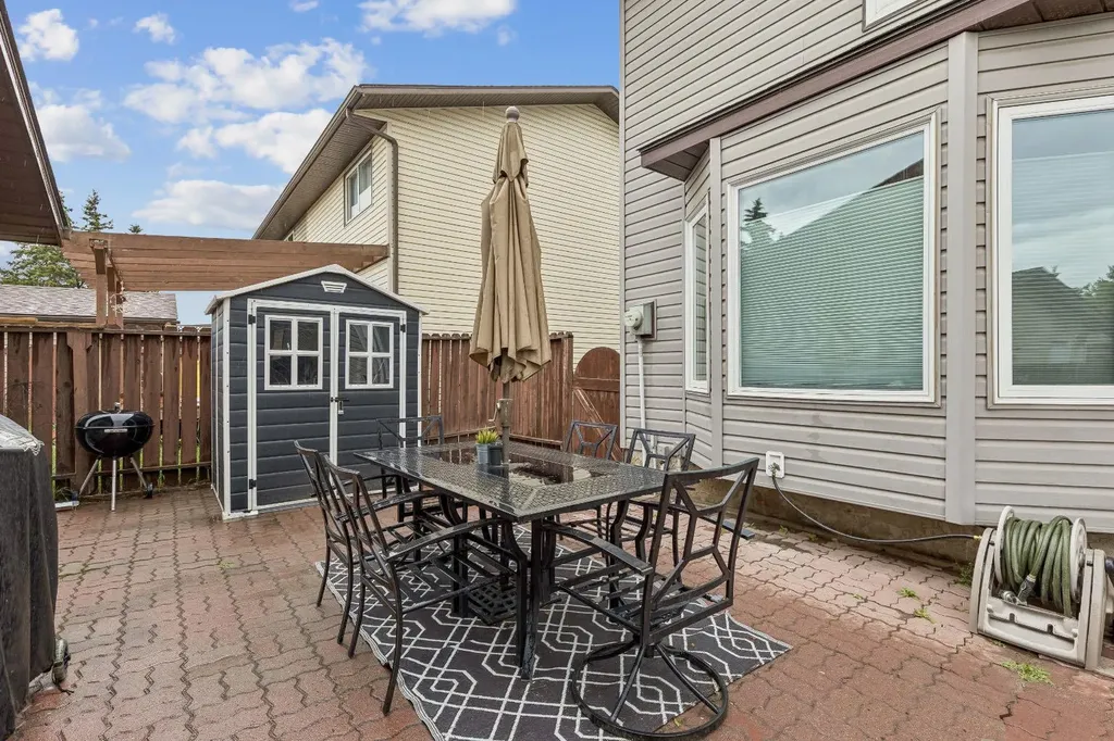 2129 Summerfield Boulevard SE Airdrie AB T4B 1X2