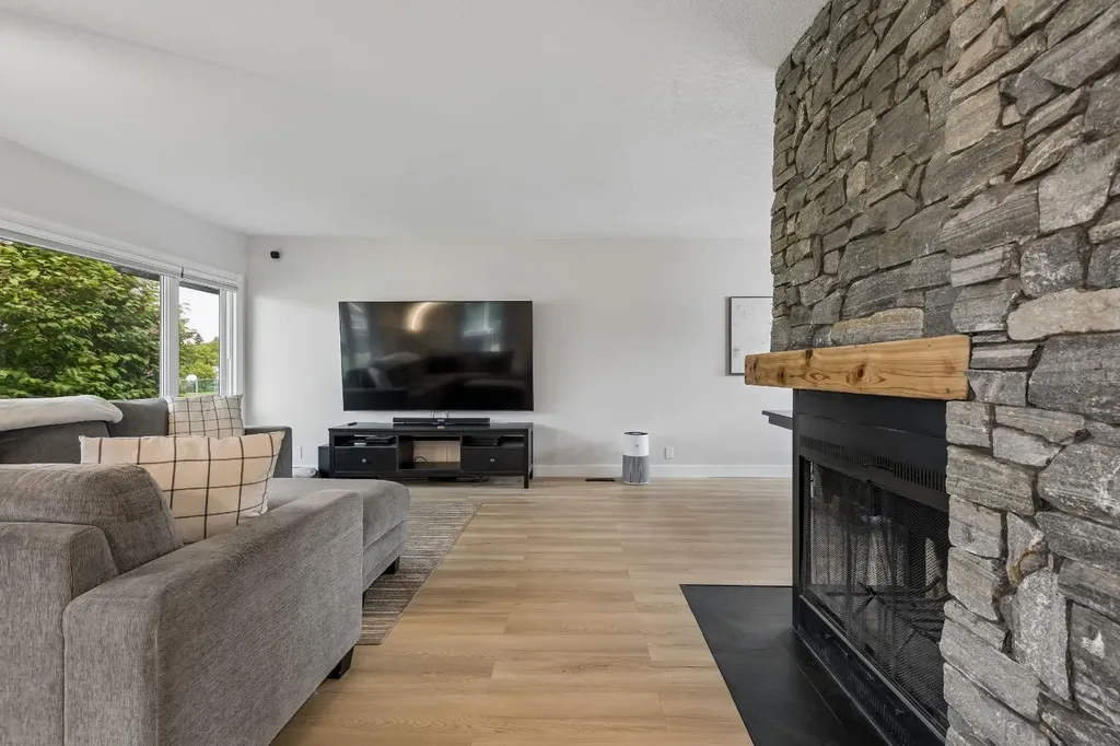 2129 Summerfield Boulevard SE Airdrie AB T4B 1X2