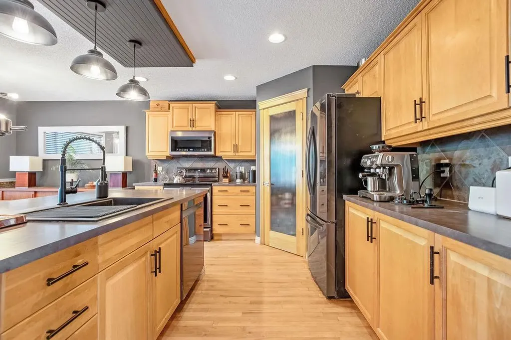 670 Chaparral Drive SE Calgary AB T2X3V6