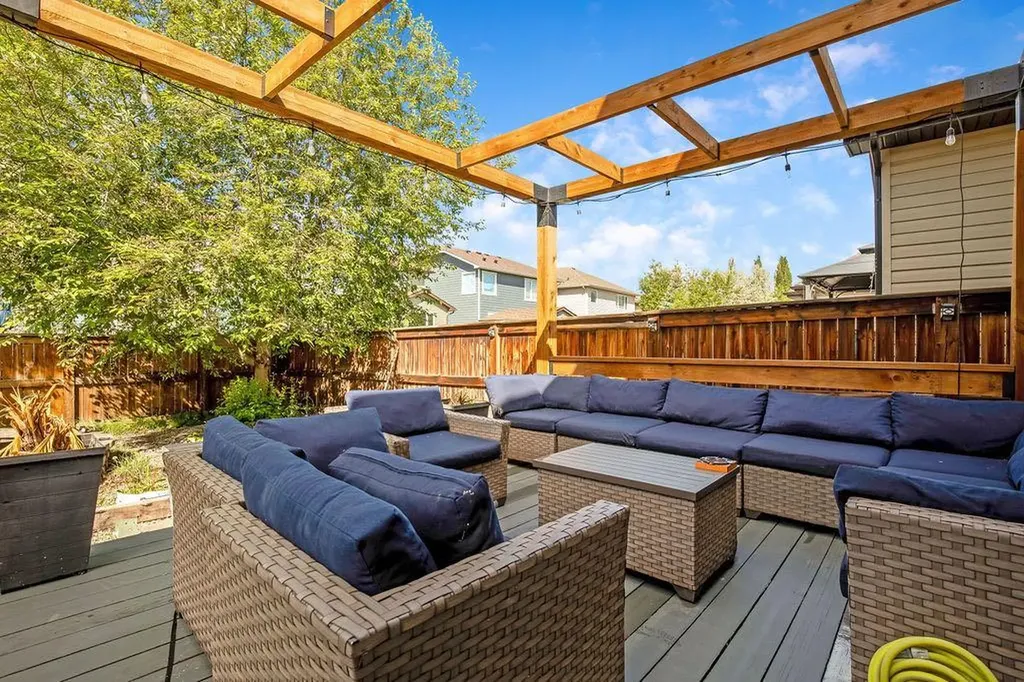 670 Chaparral Drive SE Calgary AB T2X3V6
