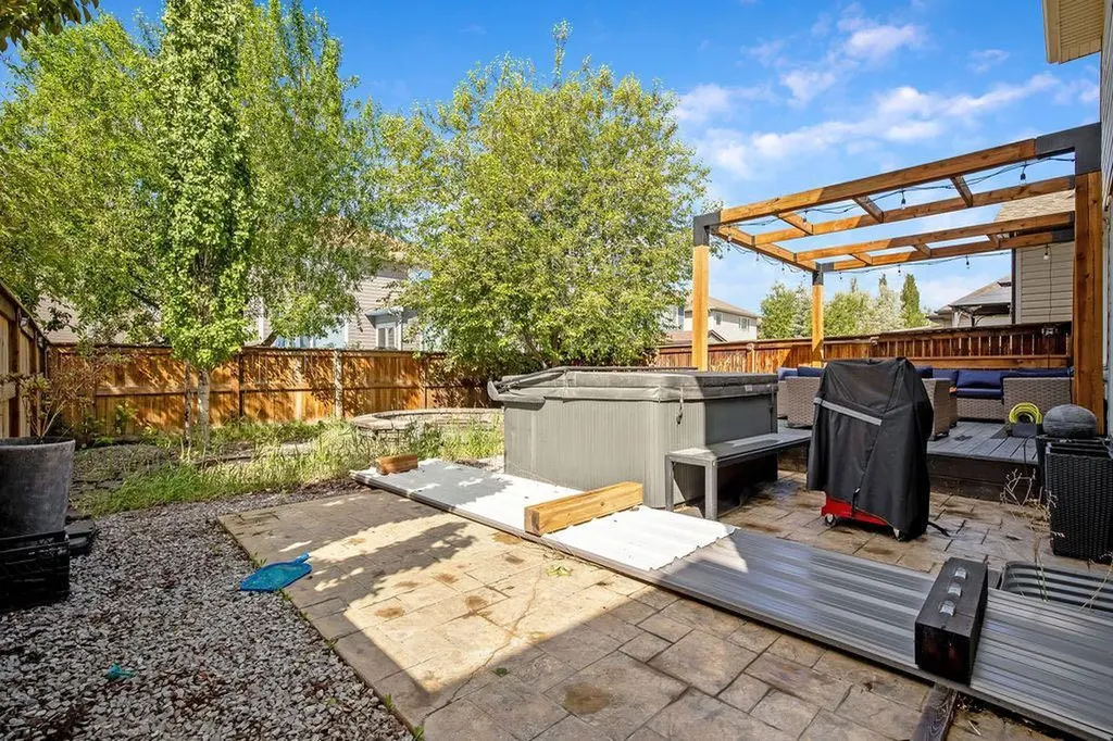 670 Chaparral Drive SE Calgary AB T2X3V6