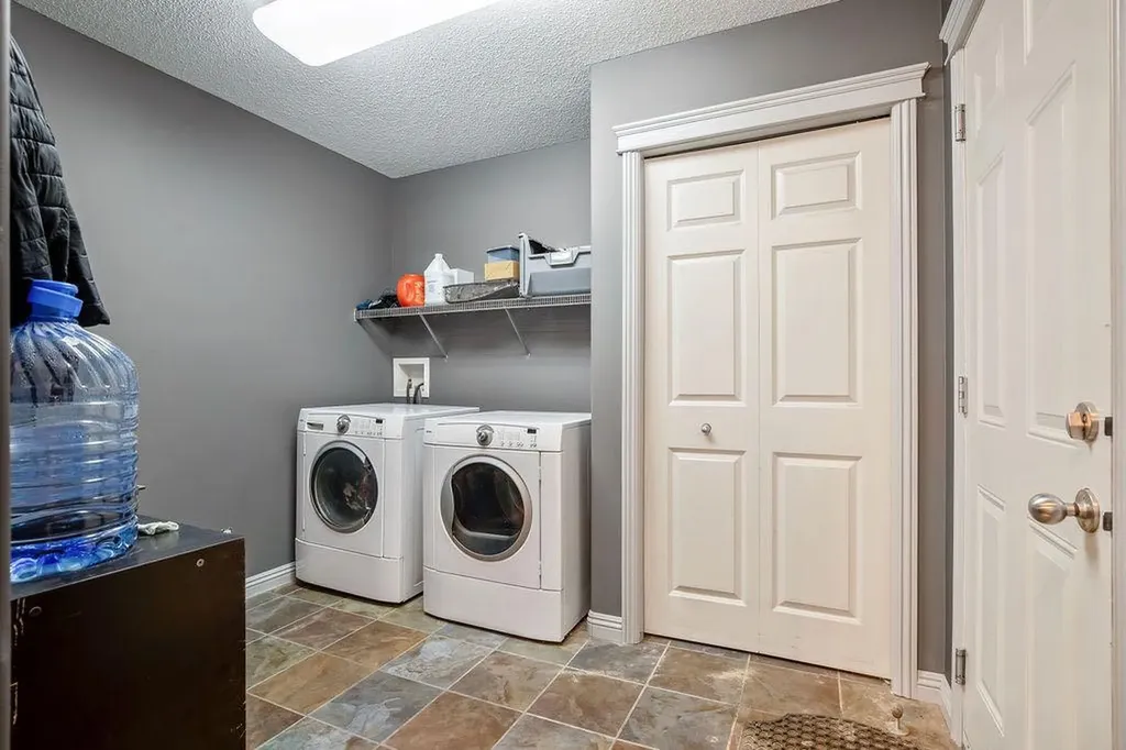 670 Chaparral Drive SE Calgary AB T2X3V6