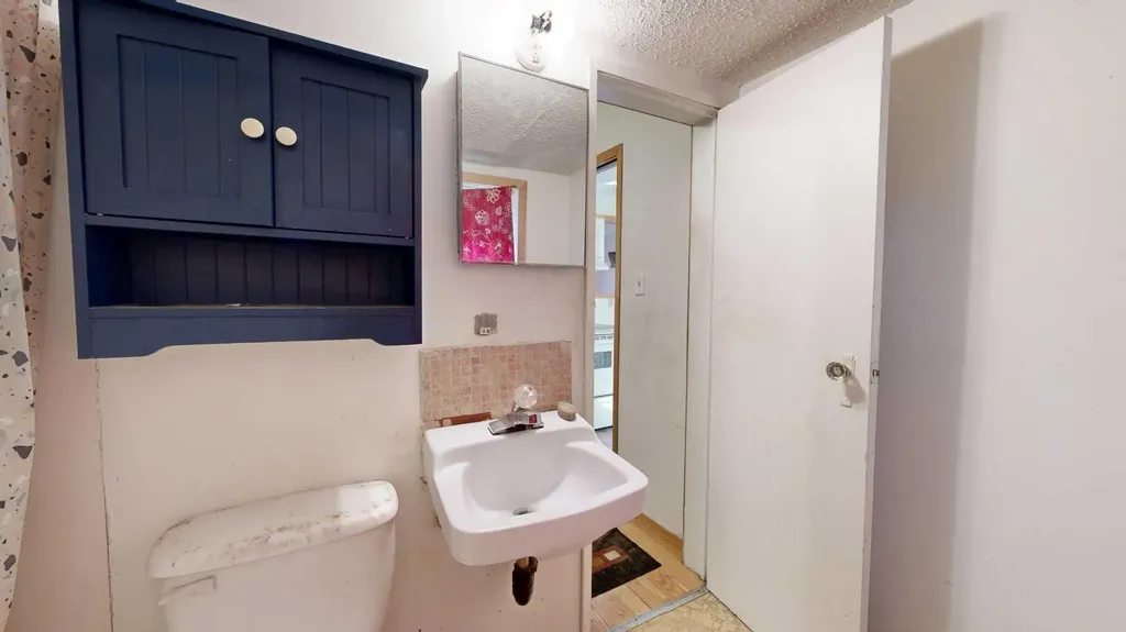 4712 54 Street Stettler AB T4K1B2