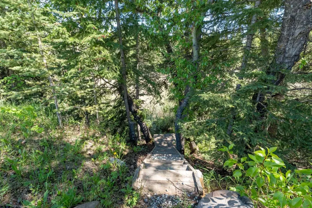 288139 658 Avenue W Rural Foothills County AB T0L 1H0