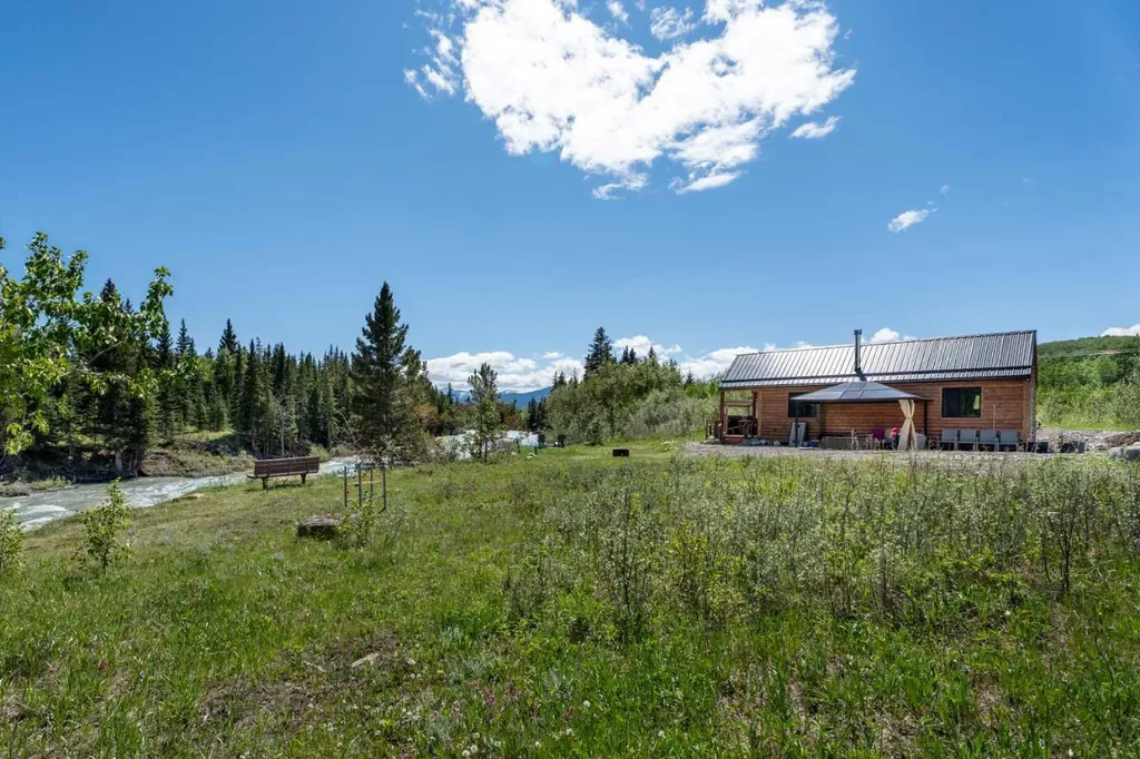 288139 658 Avenue W Rural Foothills County AB T0L 1H0