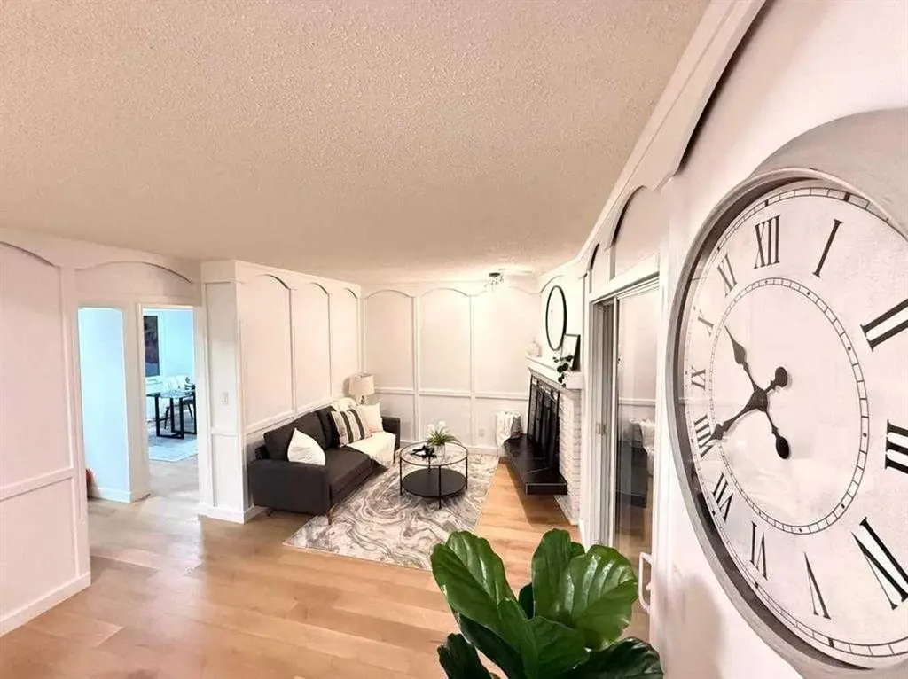 5632 Dalhousie Drive NW Calgary AB T3A1P9