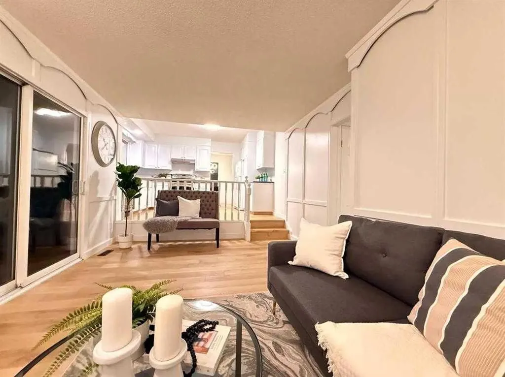5632 Dalhousie Drive NW Calgary AB T3A1P9