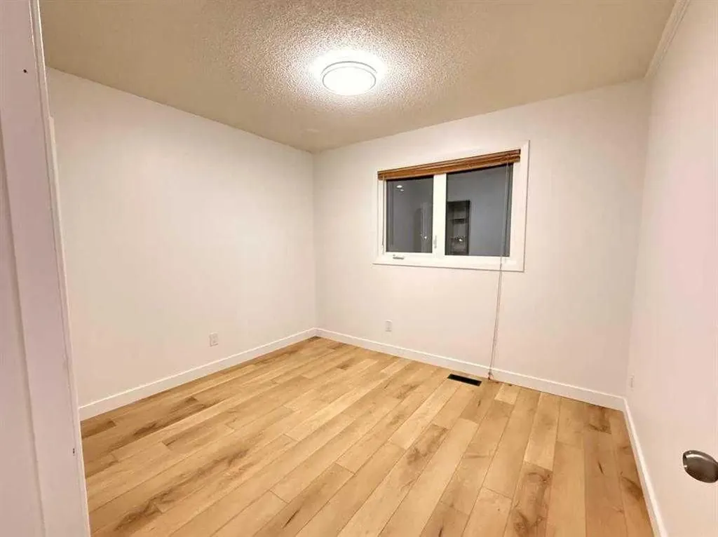 5632 Dalhousie Drive NW Calgary AB T3A1P9