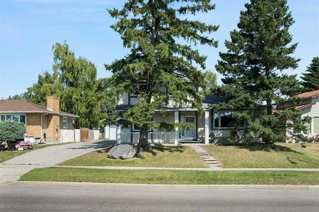 5632 Dalhousie Drive NW Calgary AB T3A1P9