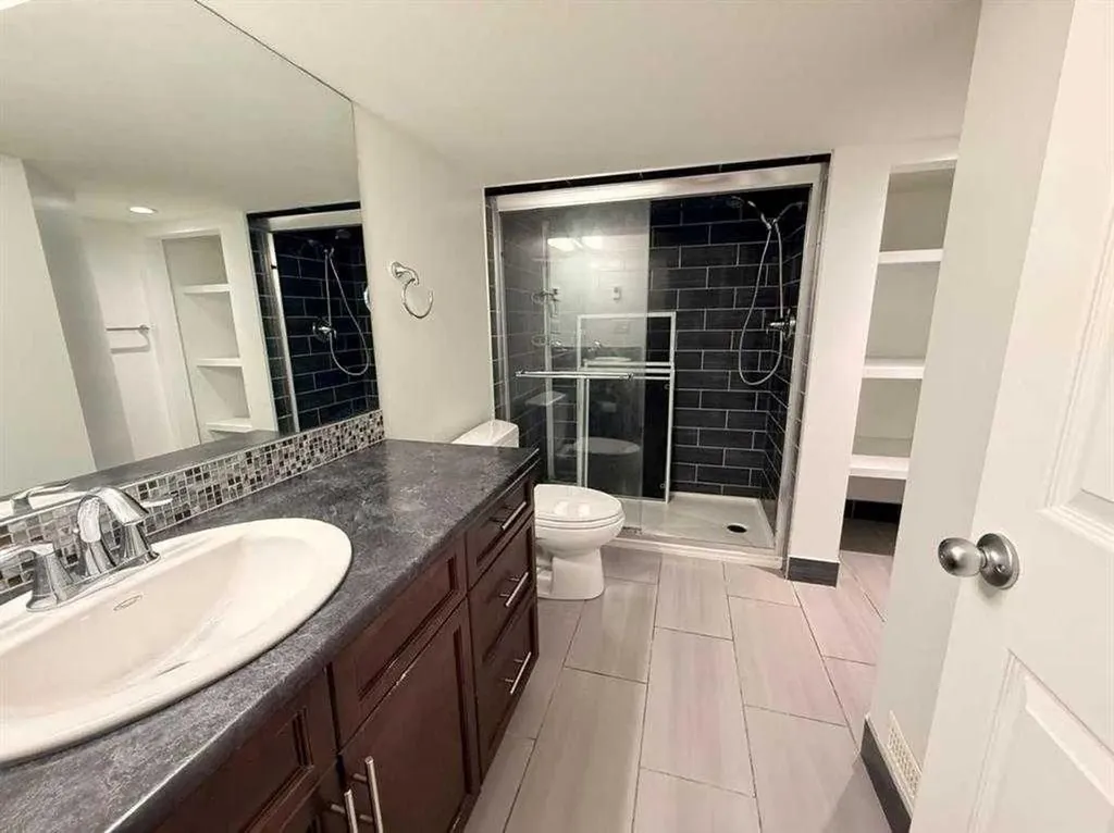 5632 Dalhousie Drive NW Calgary AB T3A1P9