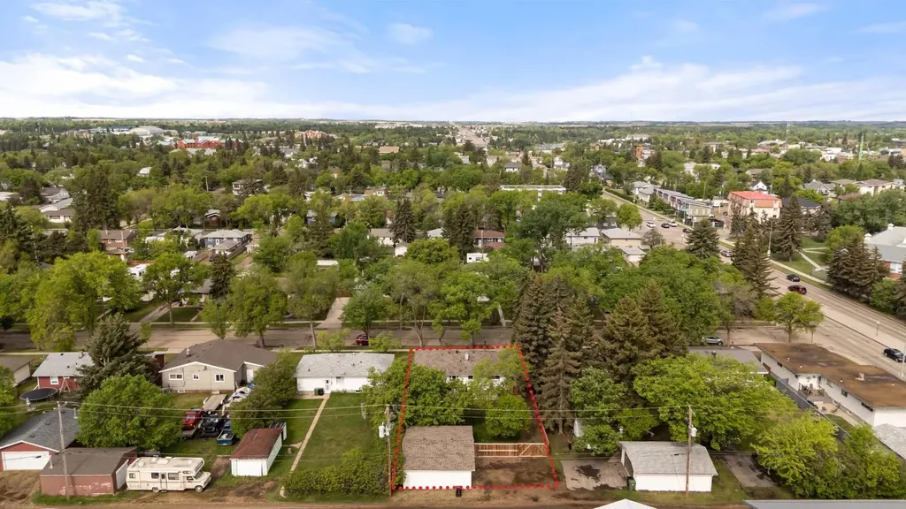4713 45 Street Camrose AB T4V 1E1