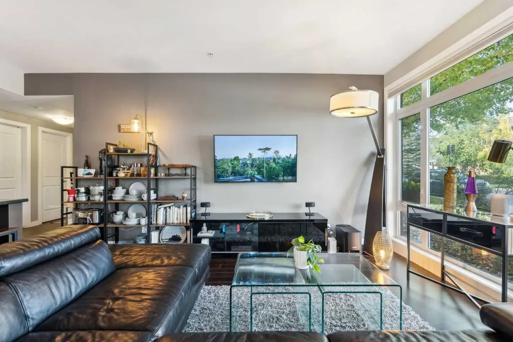 540 34 Street NW Calgary AB T2N 2X7