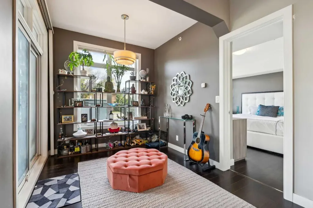 540 34 Street NW Calgary AB T2N 2X7