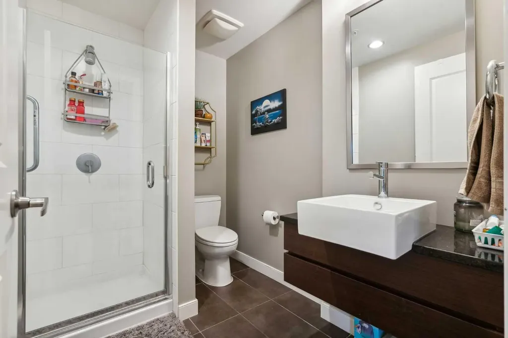 540 34 Street NW Calgary AB T2N 2X7