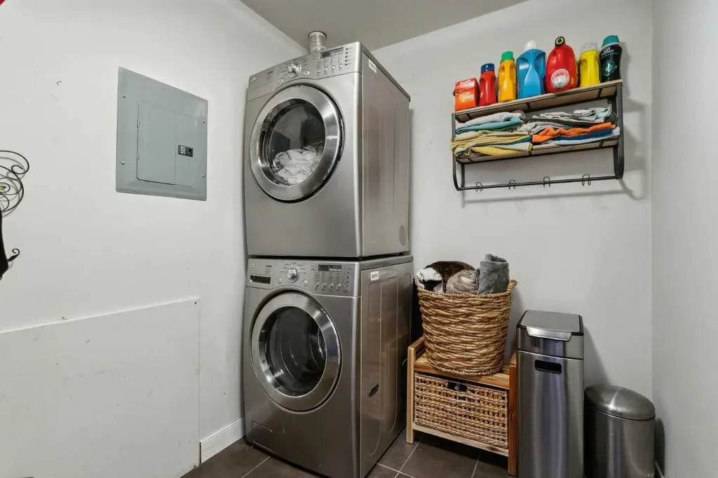 540 34 Street NW Calgary AB T2N 2X7