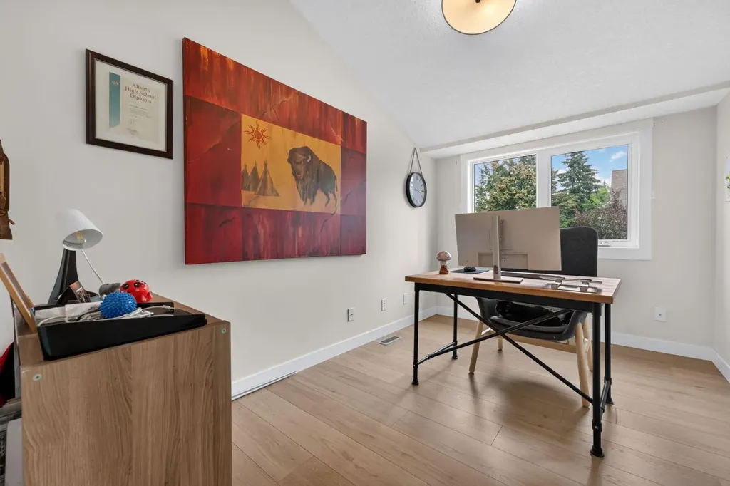 1012 Ranchlands Boulevard NW Calgary AB T3g1y1