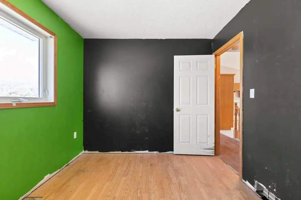 2385 Hatcher Drive NE Medicine Hat AB T1C1X5