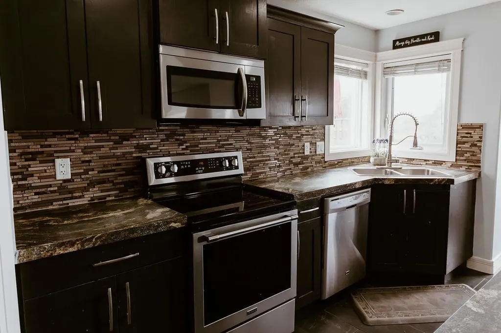 9010 Willow Drive Grande Prairie AB T8X 0G8