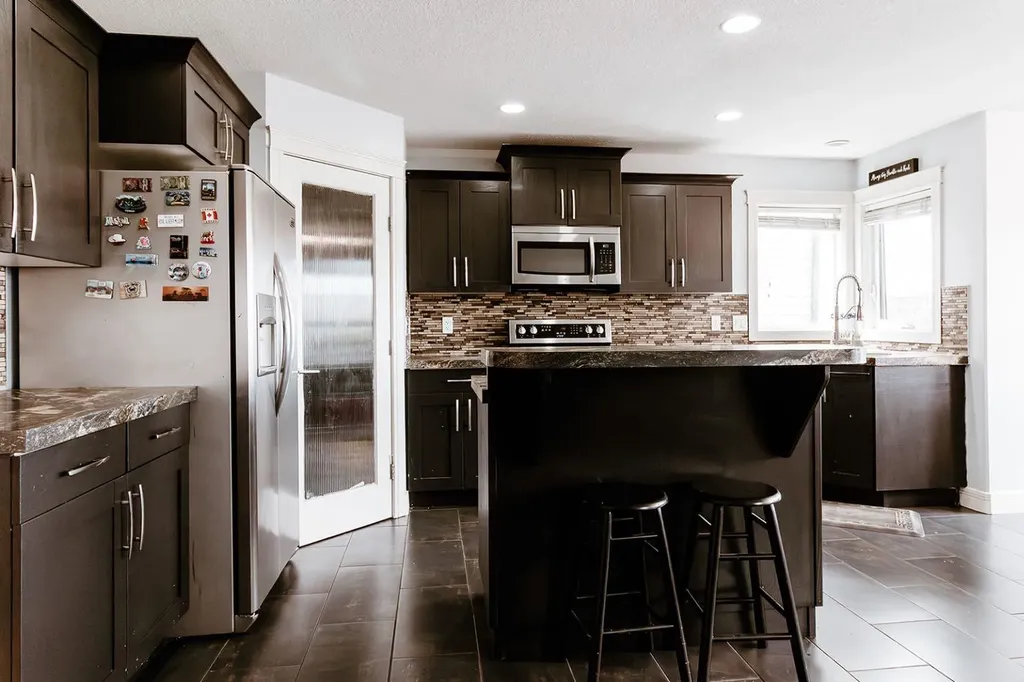 9010 Willow Drive Grande Prairie AB T8X 0G8