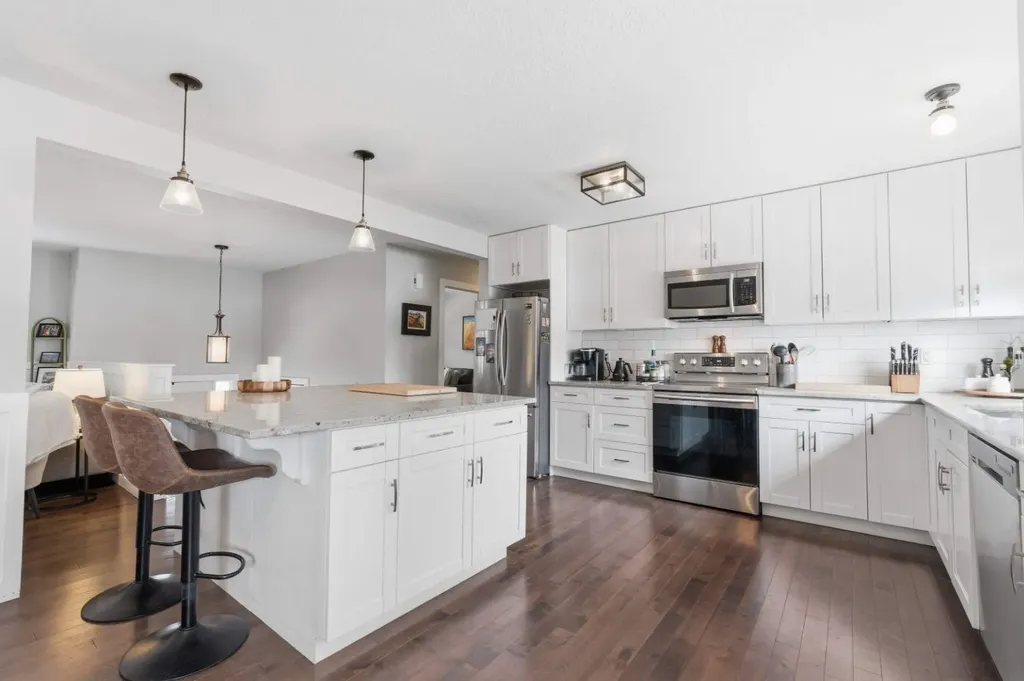 8411 Silver Springs Road NW Calgary AB T3B 4A6