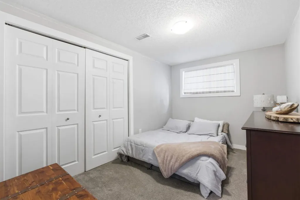 8411 Silver Springs Road NW Calgary AB T3B 4A6