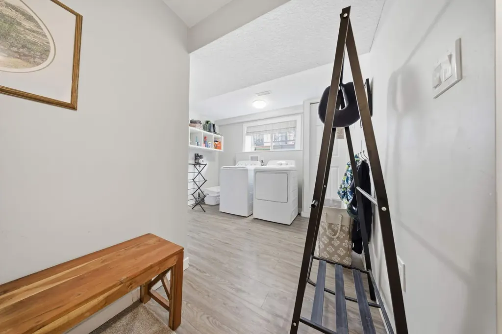 8411 Silver Springs Road NW Calgary AB T3B 4A6