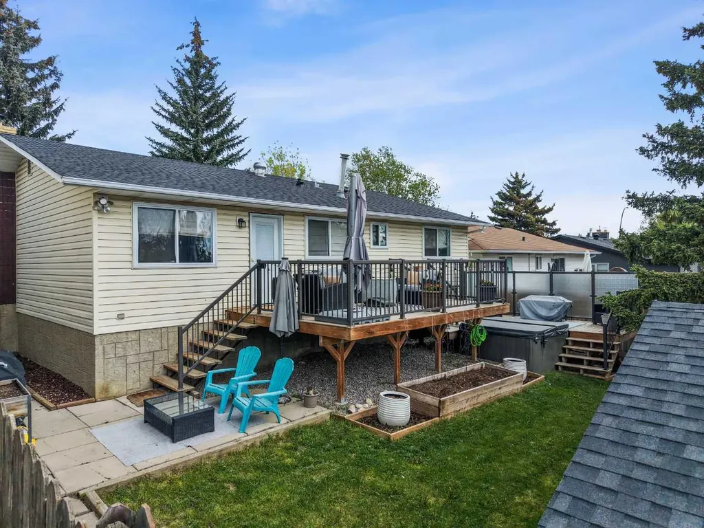 8411 Silver Springs Road NW Calgary AB T3B 4A6