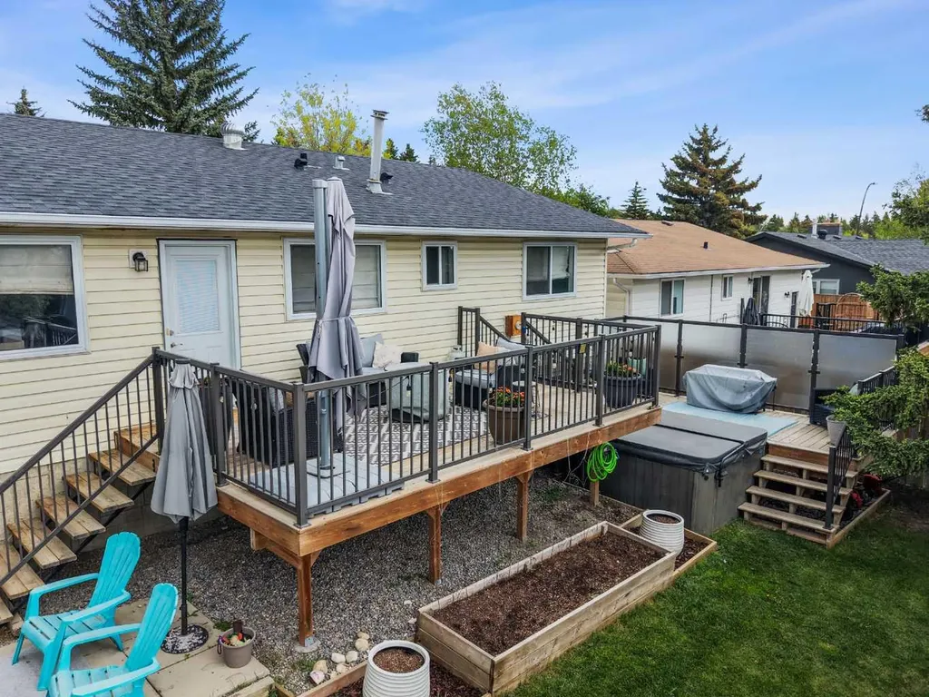 8411 Silver Springs Road NW Calgary AB T3B 4A6