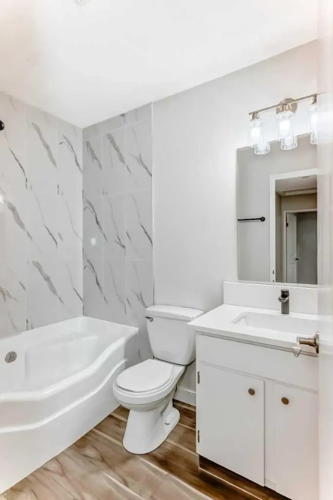 175 Manora Place NE Calgary AB T2A 5P7