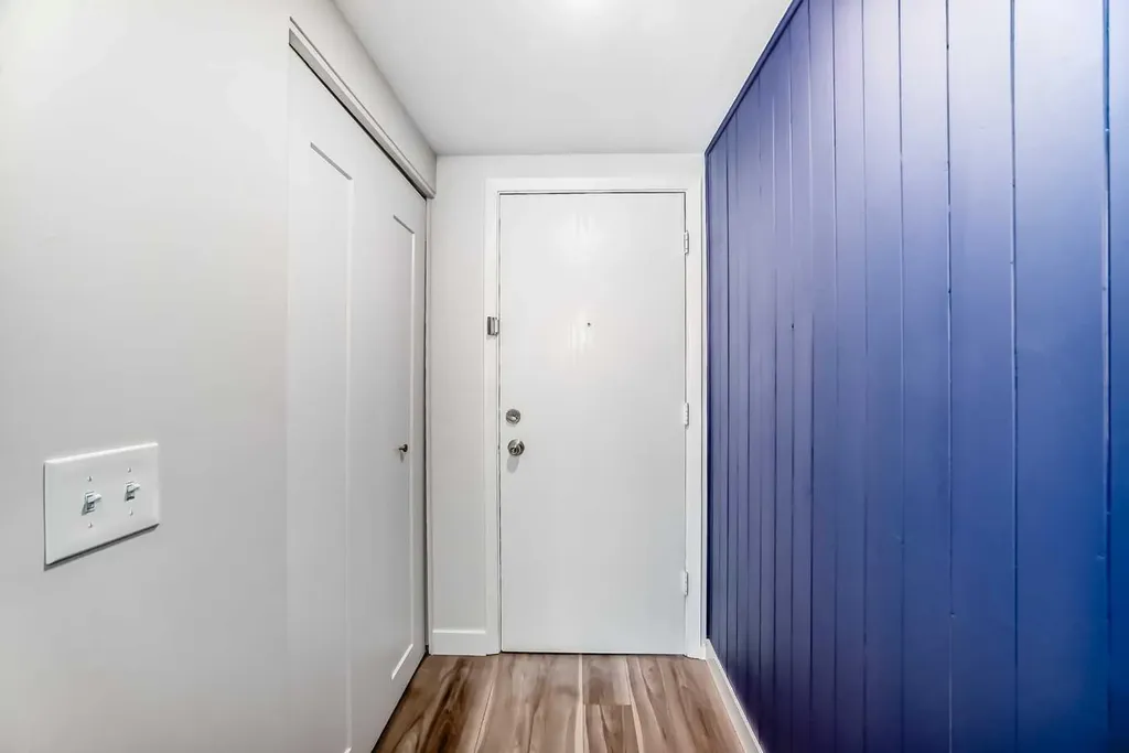 175 Manora Place NE Calgary AB T2A 5P7