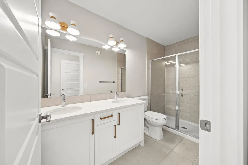118 Sora Gardens SE Calgary AB T3S 0V3
